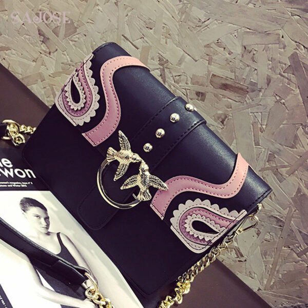 Fashionable Leather Shoulder Bag - Image 5